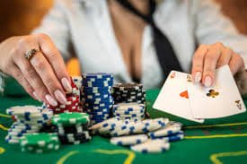 funbet77 slot live-dealer studio with HD video feed and betting interface on mobile